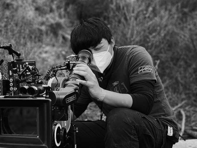 Cinematographer Mufeng Han
